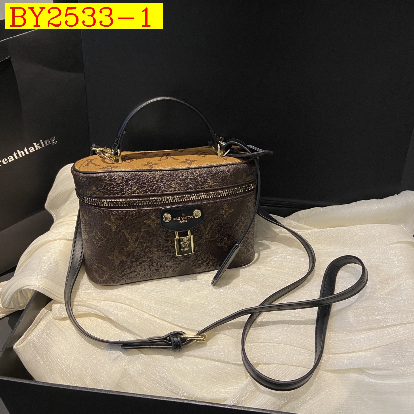 29$ dh Lv Shoulder bag size 19X6X13 cm 90586422090 BY2533 gallery