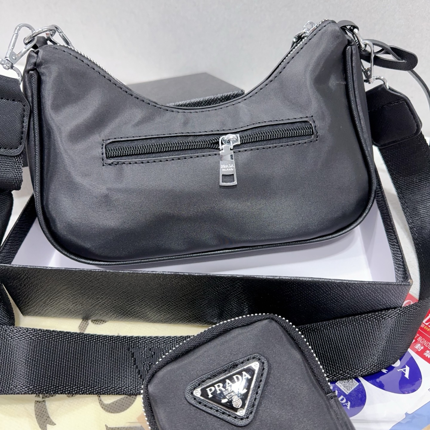 29$ dh PRADA 8008 Shoulder bag size 25X16X7 cm 50286422090 BY2305 gallery
