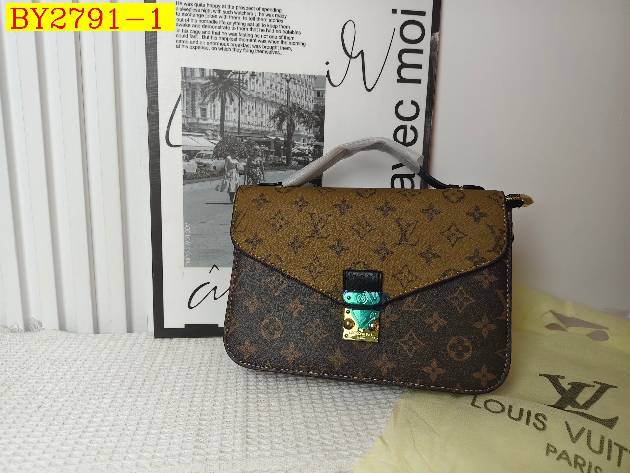 30$ LV 8006 Shoulder bag size 24x17x7 cm 614032 BY2791 gallery