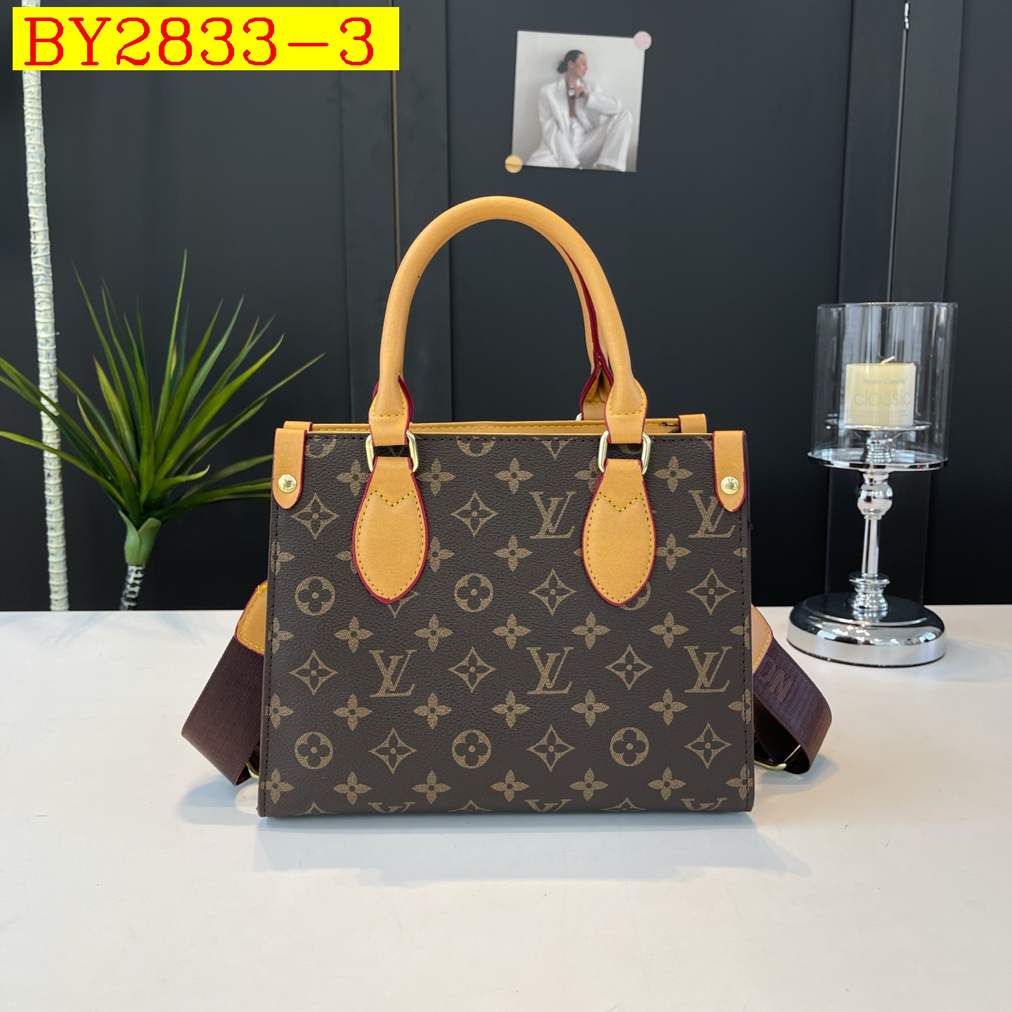 30$ LV 9010 Tote bag size 26X20X9 cm 3984 BY2833 gallery