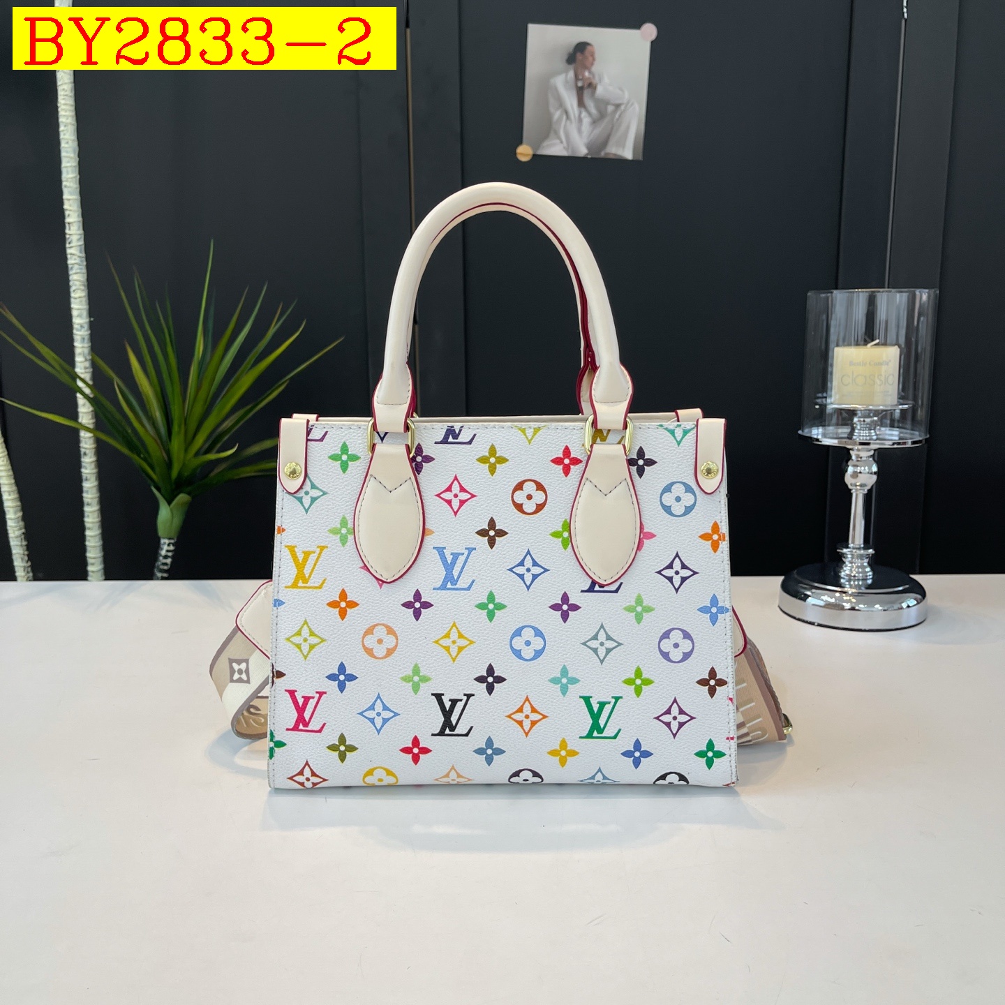 30$ LV 9010 Tote bag size 26X20X9 cm 3984 BY2833 gallery