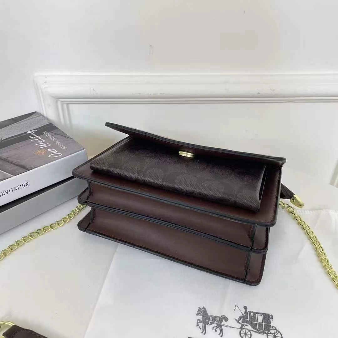 30$ dh COACH 047 Shoulder bag size 21X15X10 cm 30594623008 BY2479 gallery