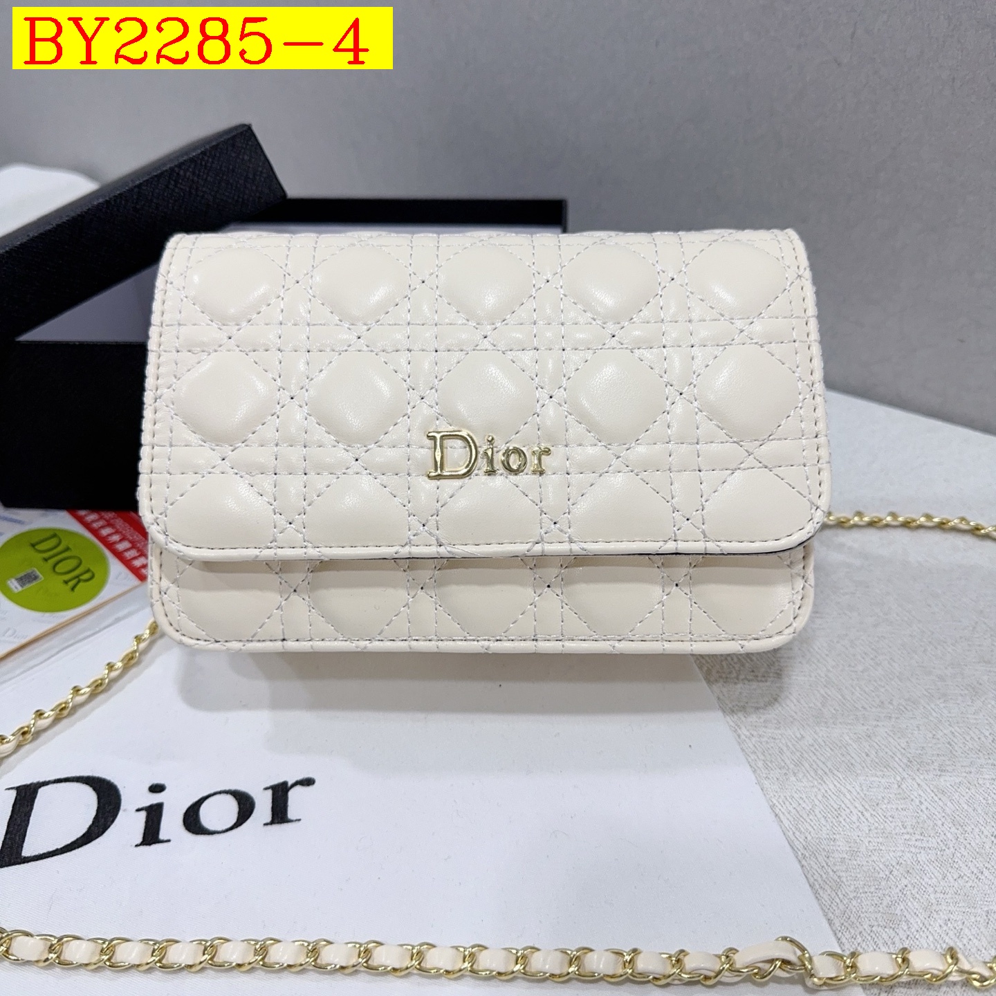 30$ dh DIOR 8823 Shoulder bag size 21X14X6 cm 70491623008 BY2285 gallery