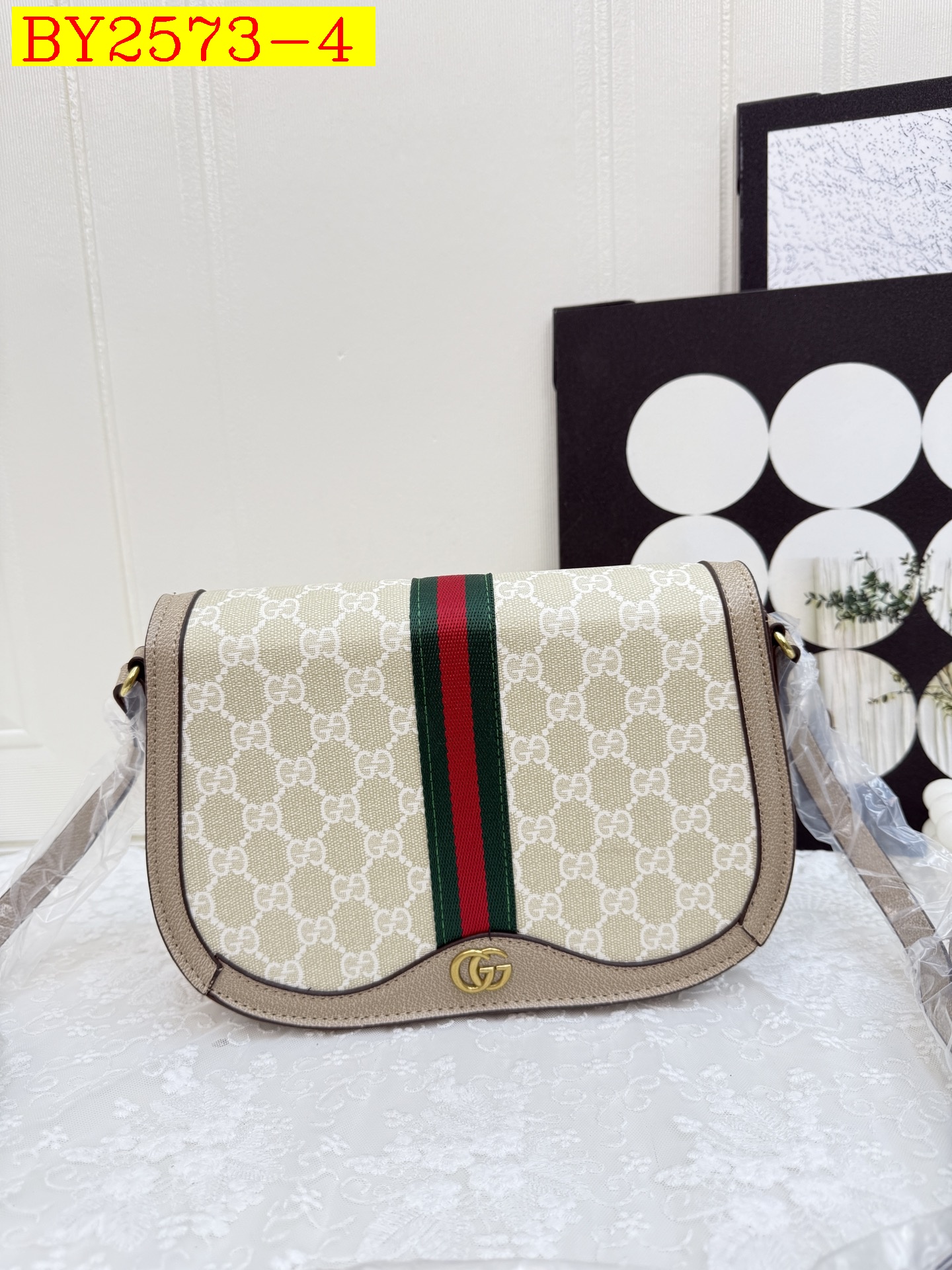 30$ dh GUCCI JYH1670 Shoulder bag size 25x16x9 cm 71408023101 BY2573 gallery