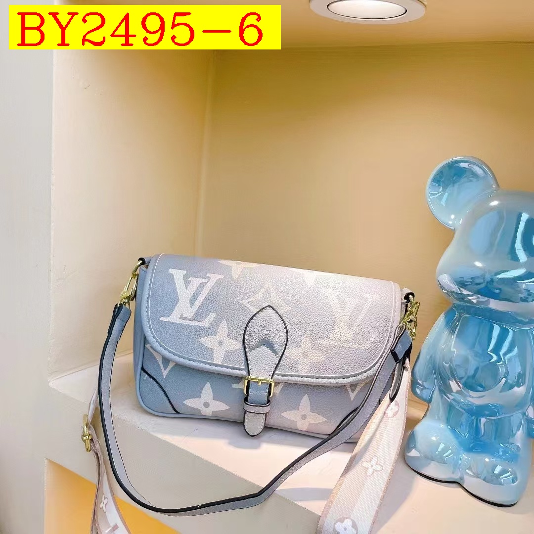 30$ dh LV 122 Shoulder bag size 22X10X14 cm 71408023101 BY2495 gallery
