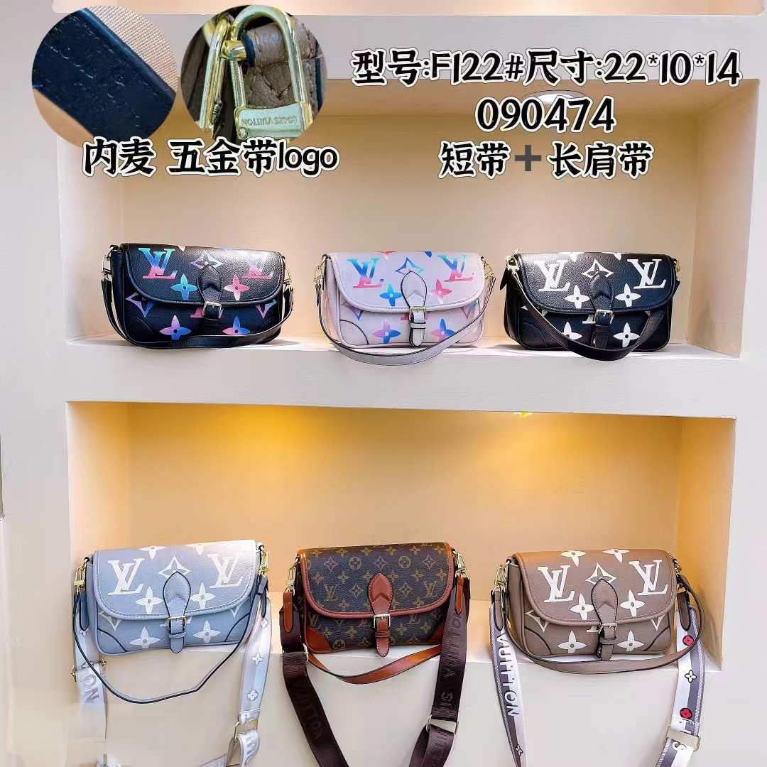 30$ dh LV 122 Shoulder bag size 22X10X14 cm 71408023101 BY2495 gallery