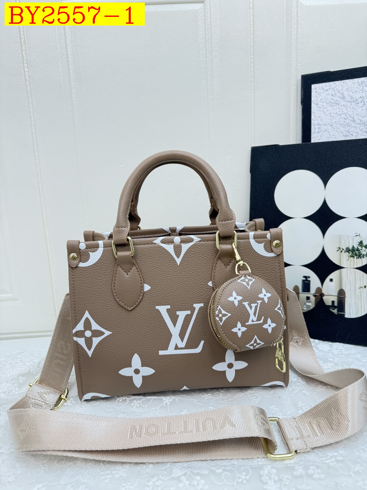 30$ dh LV 7107-1 Tote bag size 25x20x11.5 cm 80596423103 BY2557 gallery
