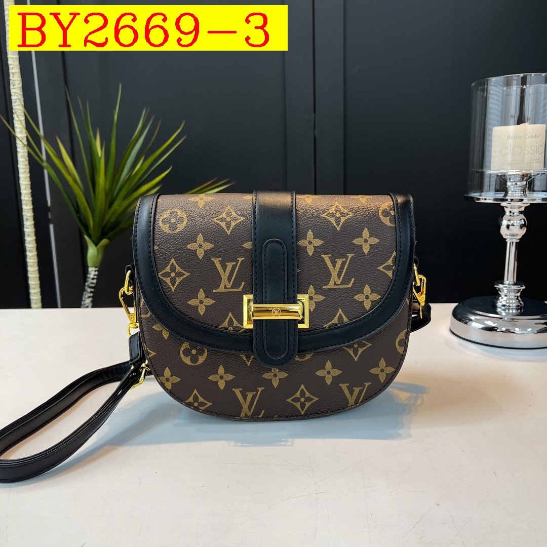 30$ dh LV 9005-1 Shoulder bag size 20X16X8 cm 50294623008 BY2669 gallery