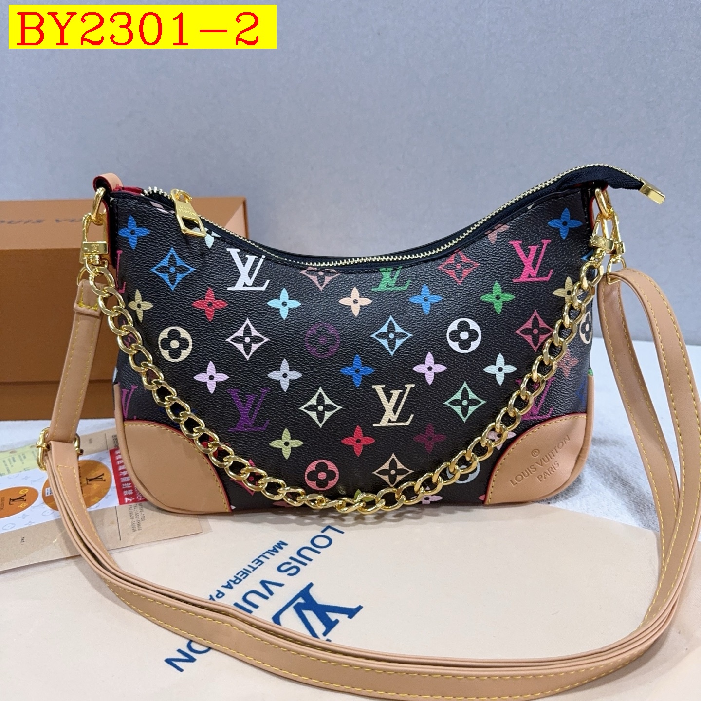 30$ dh LV 9018 Shoulder bag size 30X19X10 cm 60593423007 BY2301 gallery