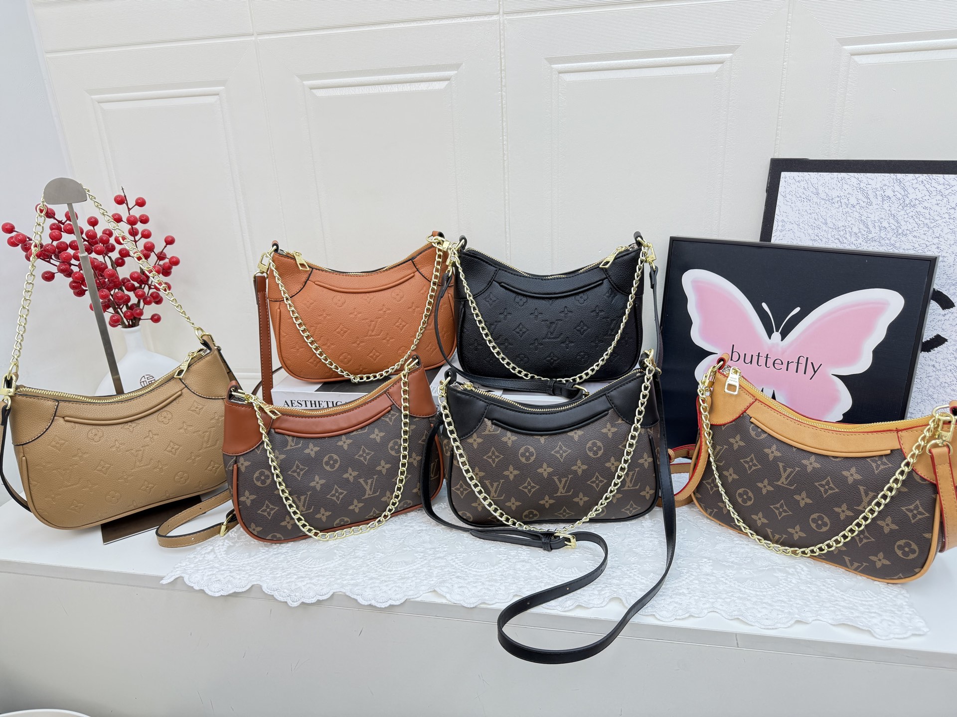 30$ dh LV JYH8617 Shoulder bag size 25x19x8 cm 60592423007 BY2589 gallery