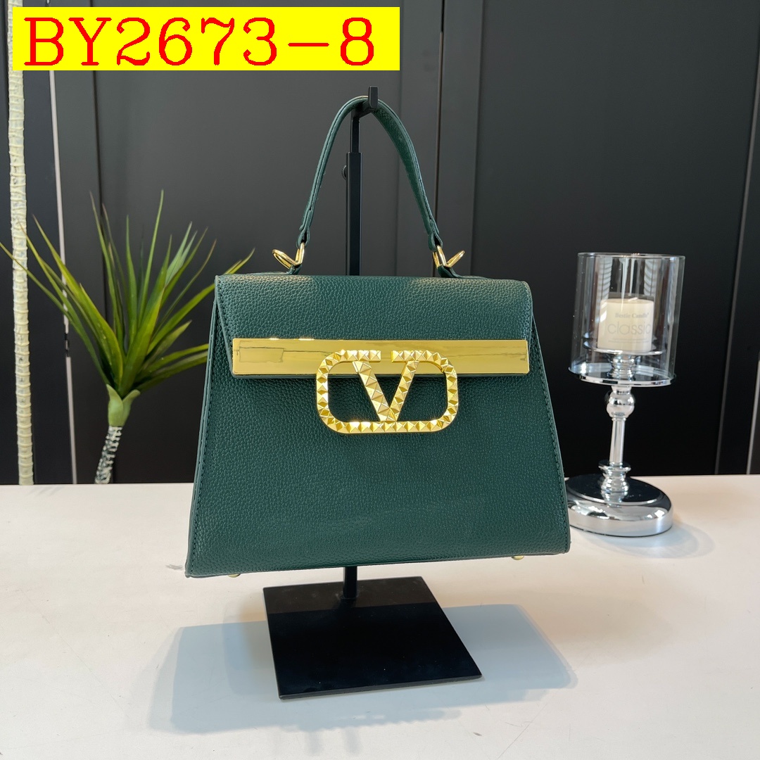 30$ dh Valentino 9065 Shoulder bag size 25X19X10 cm 50296423103 BY2673 gallery