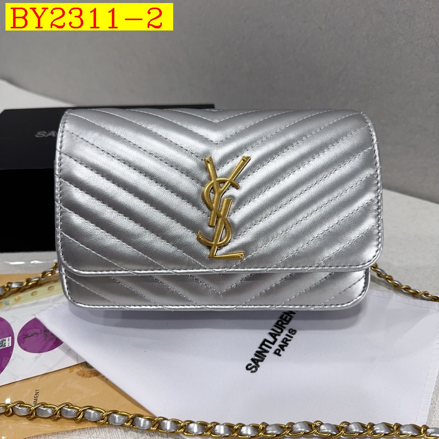 30$ dh YSL 8822 Shoulder bag size 21X14X6 cm 30598623008 BY2311 gallery