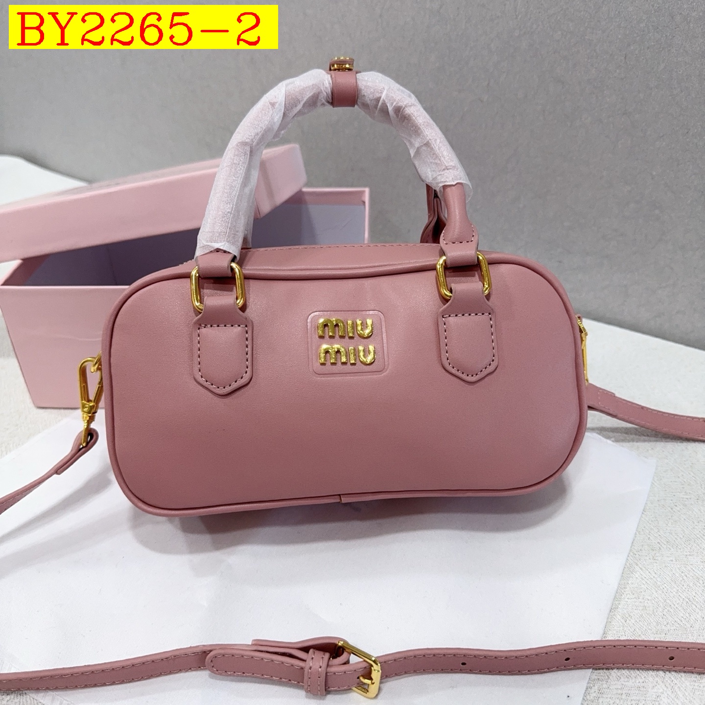 30$ dh miumiu 8825 Shoulder bag size 24X12X8 cm 30594623008 BY2265 gallery