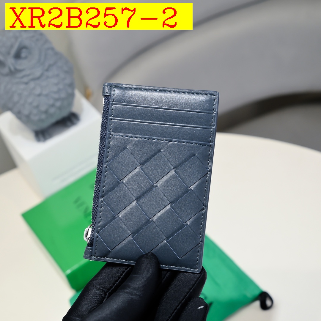 30$ new_dh BOTTECA VENETA_755985 SIZE 11X7 CM  91648012987 XR2B257 gallery