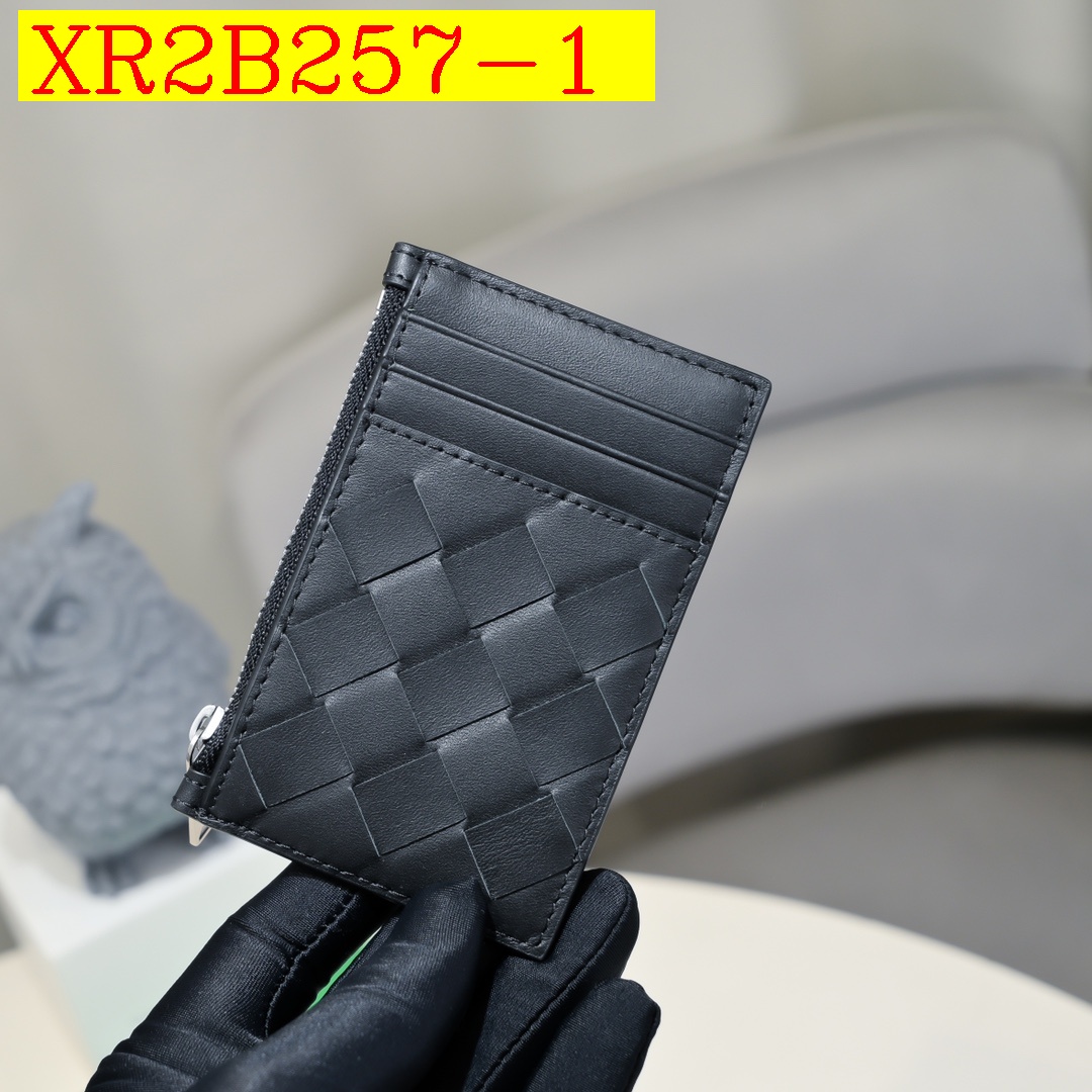 30$ new_dh BOTTECA VENETA_755985 SIZE 11X7 CM  91648012987 XR2B257 gallery