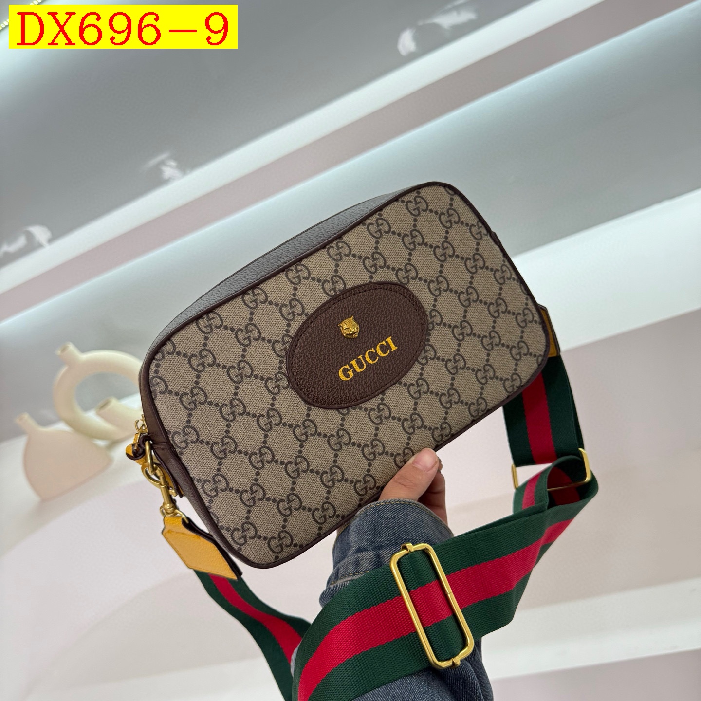 31$ Gucci Shoulder bag size 24.5X14.5X7cm 217330 DX696 gallery