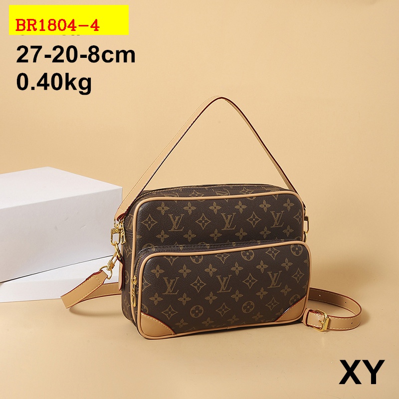 31$ LV 8226 Shoulder bag size 27x20x8 cm 313270 BR1804 gallery