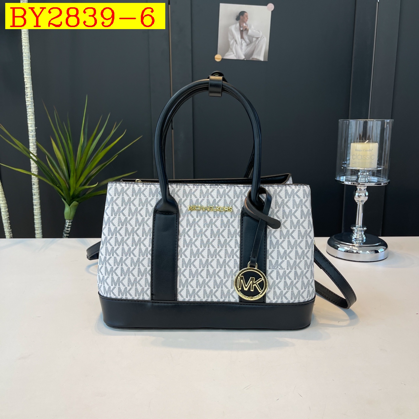 31$ MK 6619 Tote bag size 29X19X12 cm 119096 BY2839 gallery