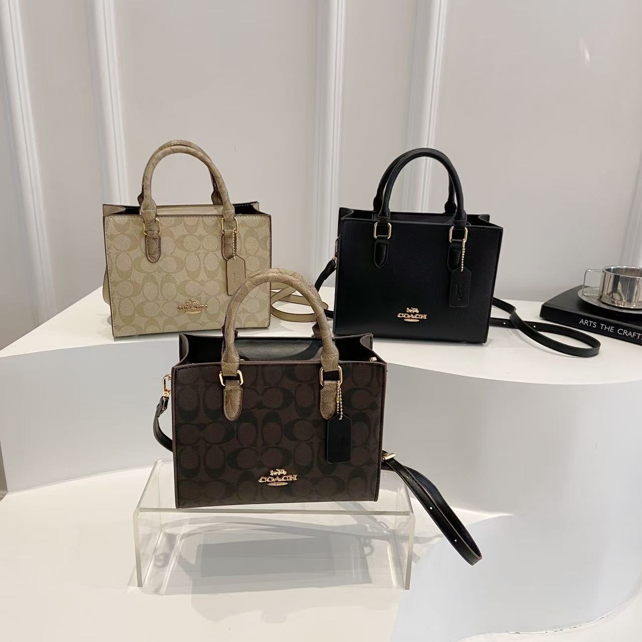31$ dh COACH Tote bag size 22X9X17 cm 60591023115 BY2511 gallery