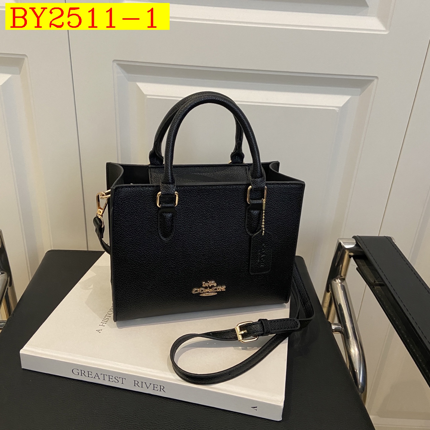31$ dh COACH Tote bag size 22X9X17 cm 60591023115 BY2511 gallery