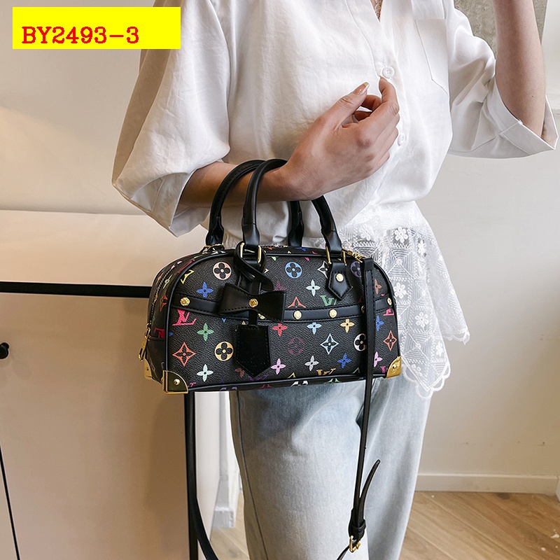 31$ dh LV 121 Shoulder bag size 28X14X11 cm 91504623115 BY2493 gallery