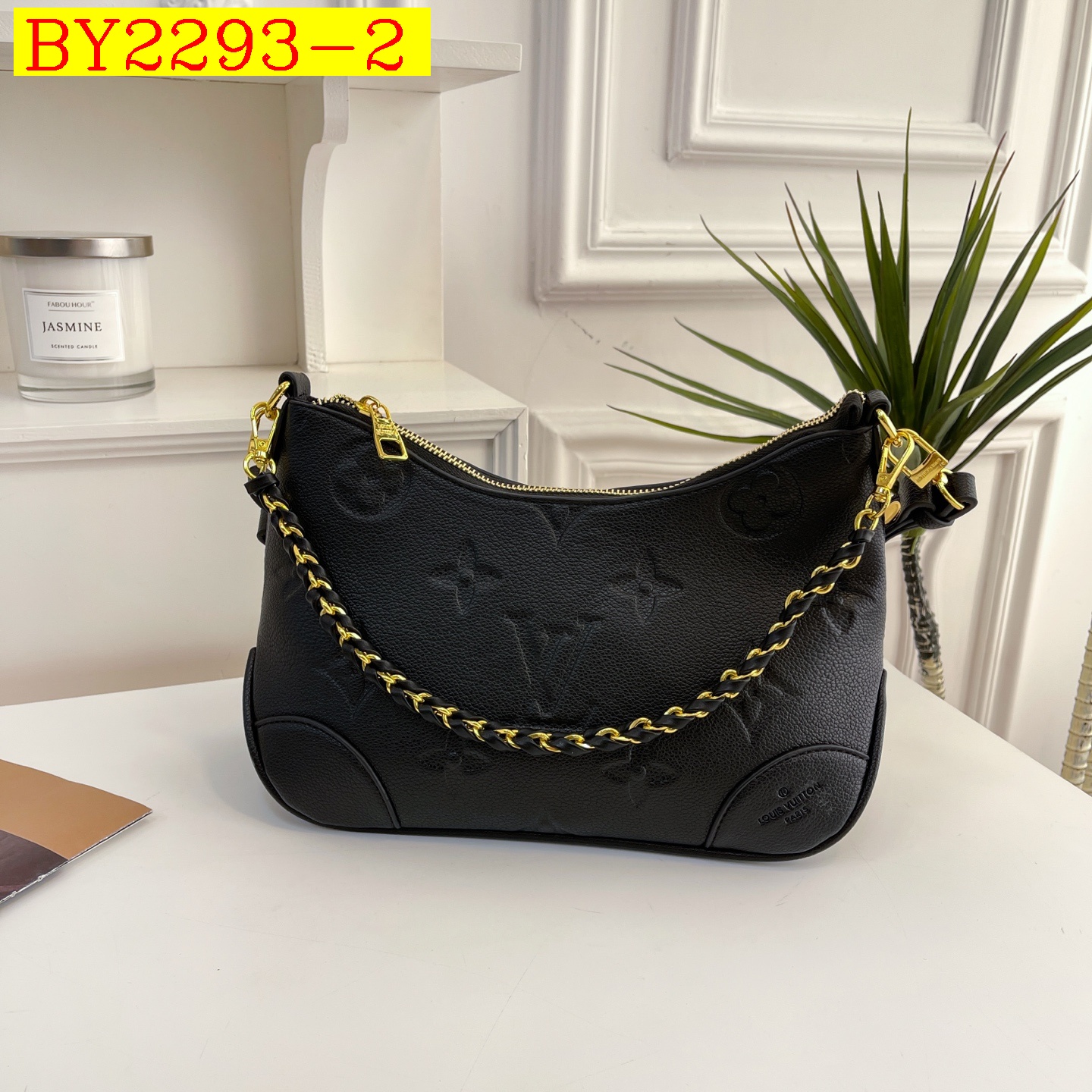 31$ dh LV 2503 Shoulder bag size 30X20X11 cm 91508623115 BY2293 gallery