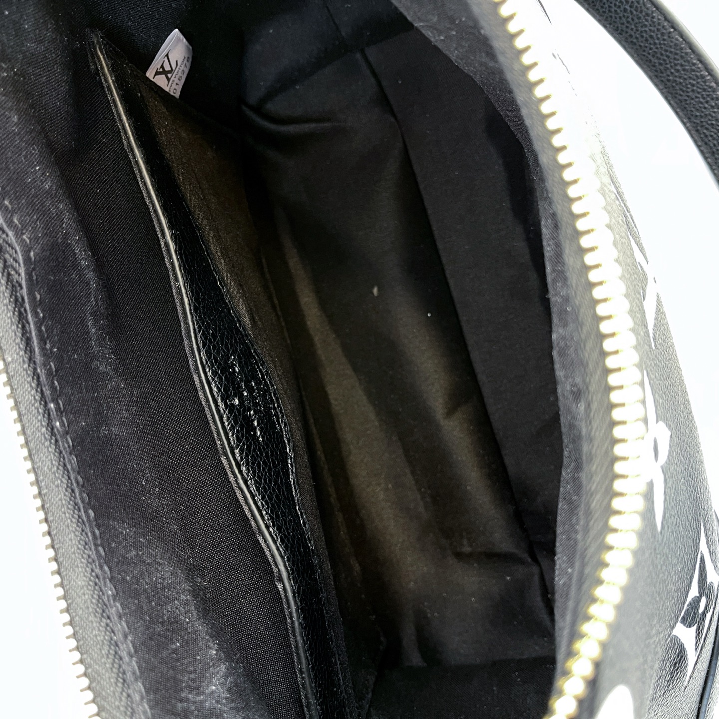 31$ dh LV 2503 Shoulder bag size 30X20X11 cm 91508623115 BY2293 gallery