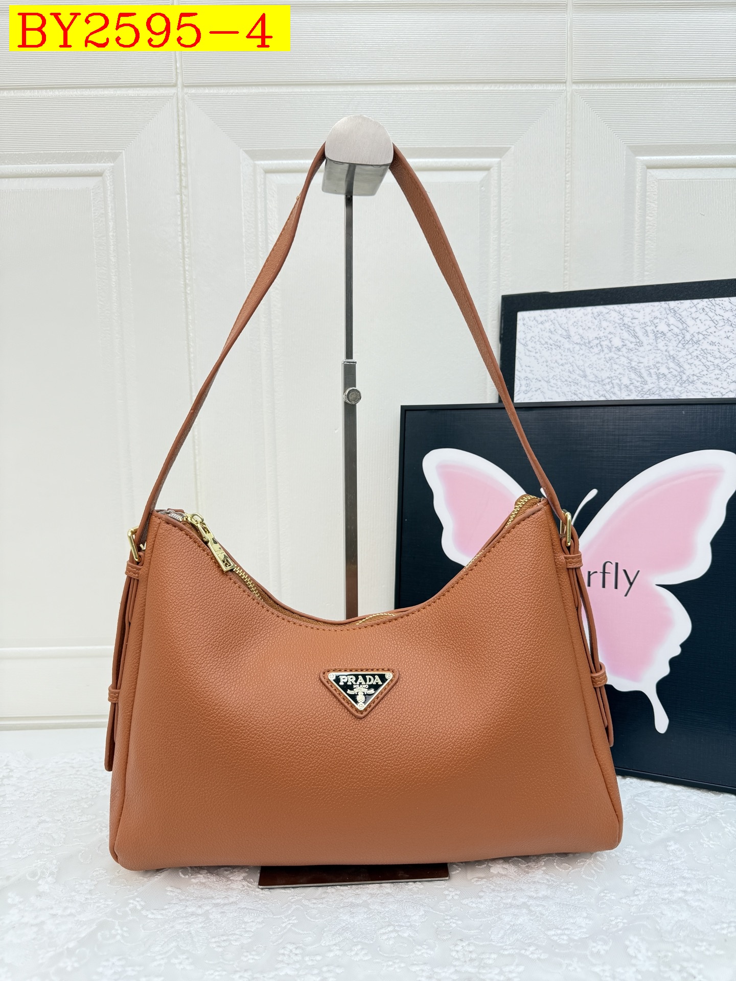 31$ dh PRADA JYH8616 Shoulder bag size 34x23x8 cm 80591423118 BY2595 gallery
