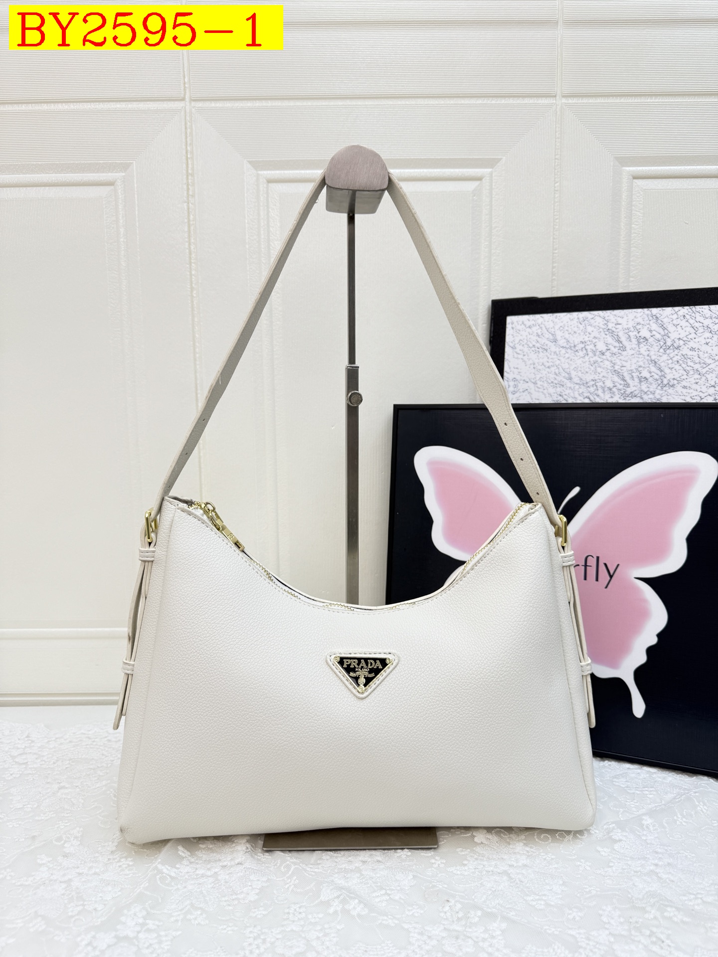 31$ dh PRADA JYH8616 Shoulder bag size 34x23x8 cm 80591423118 BY2595 gallery
