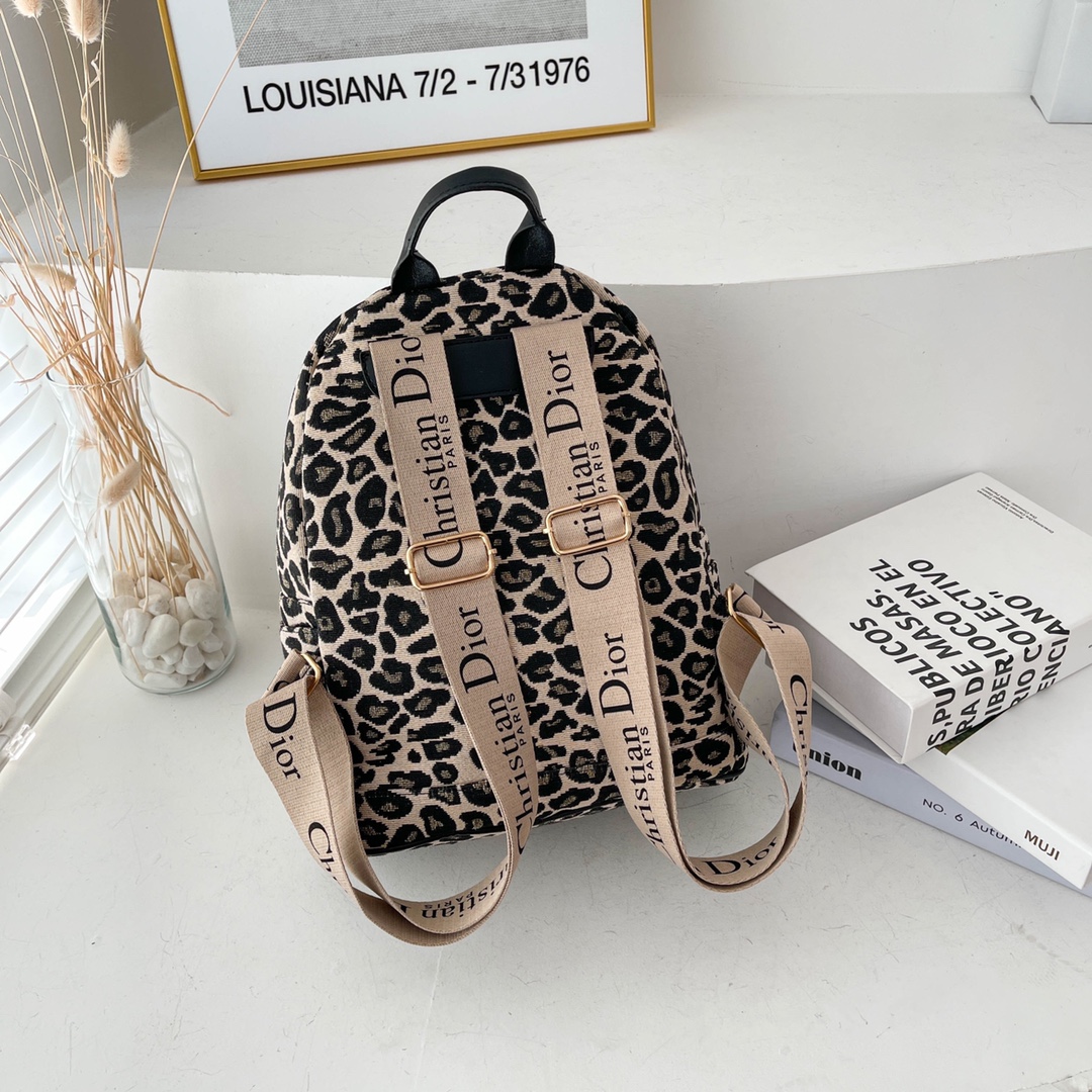 31$ new_dh DIOR 5807 SIZE 31X23X14 CM 70495612999 ZY3B376 gallery