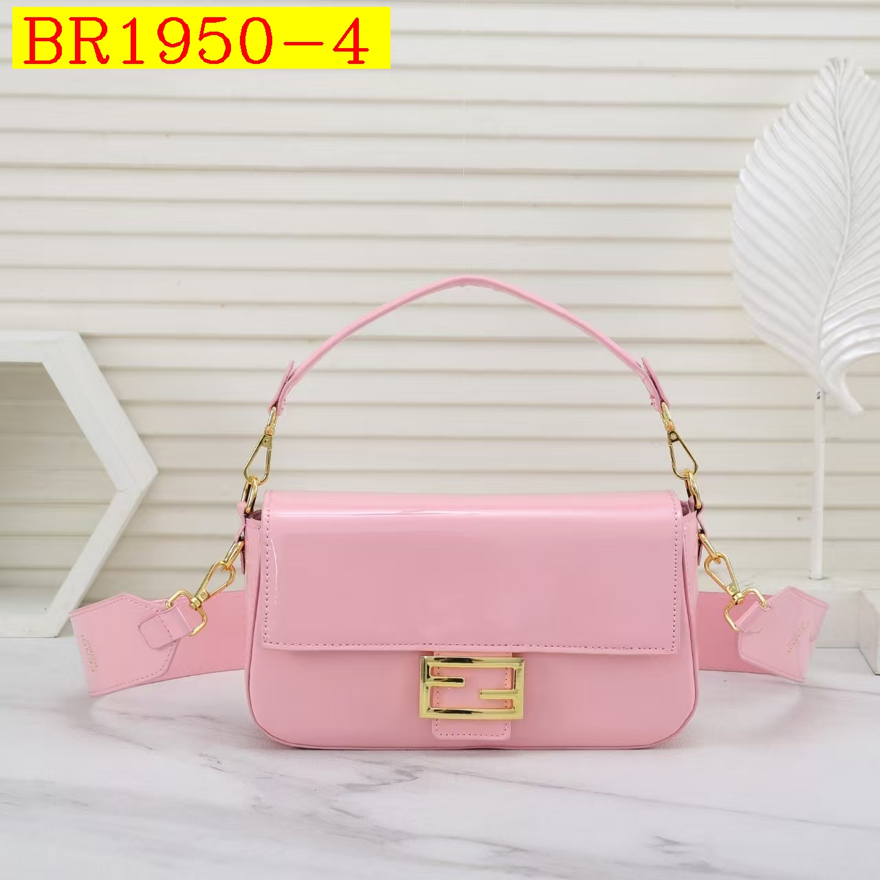 32$ FENDI 5635 Shoulder bag size 25x17x7 cm 615346 BR1950 gallery