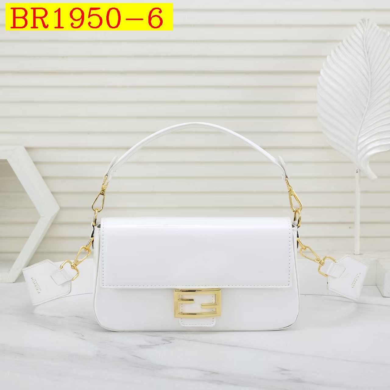 32$ FENDI 5635 Shoulder bag size 25x17x7 cm 615346 BR1950 gallery