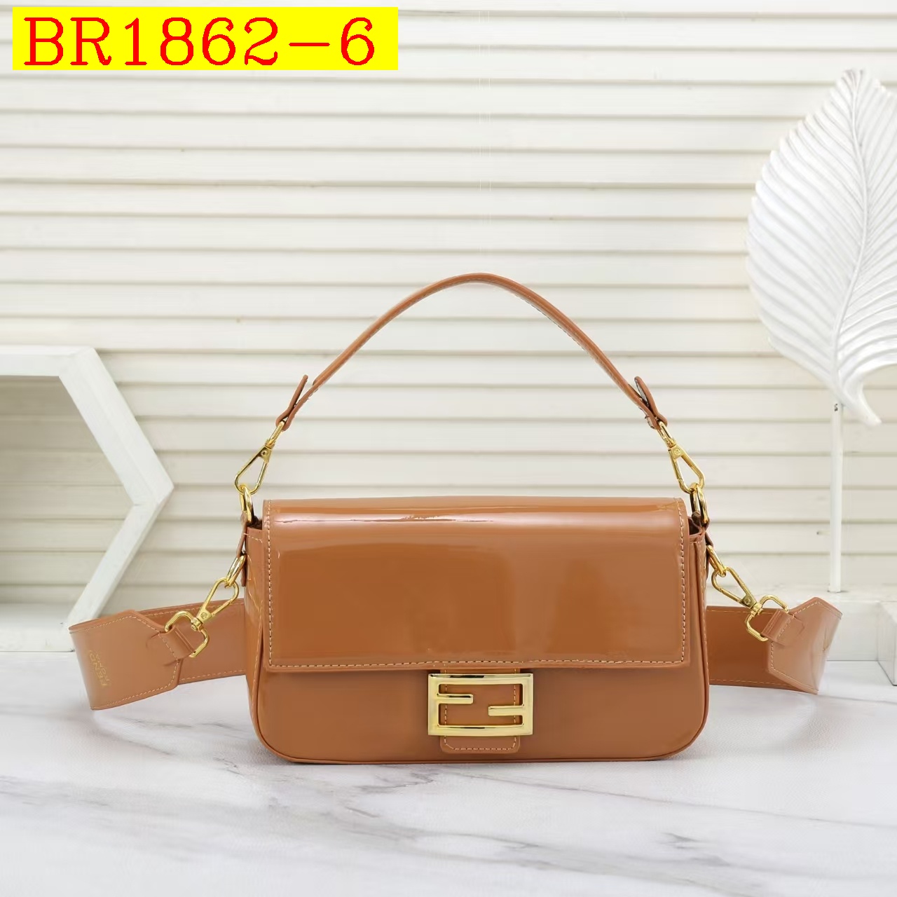 32$ FENDI 5635 size 25x17x7x cm 417316 BR1862 gallery