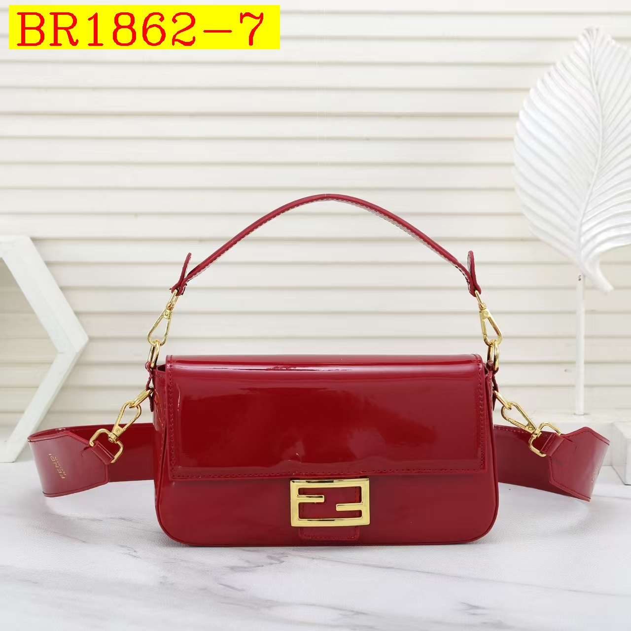 32$ FENDI 5635 size 25x17x7x cm 417316 BR1862 gallery