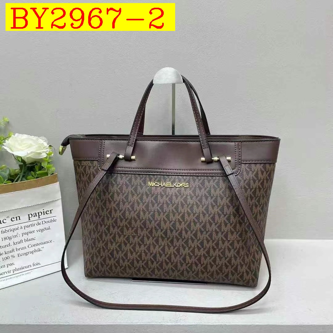 32$ MK 3303 Tote bag size 34x23x11 cm 011024 BY2967 gallery