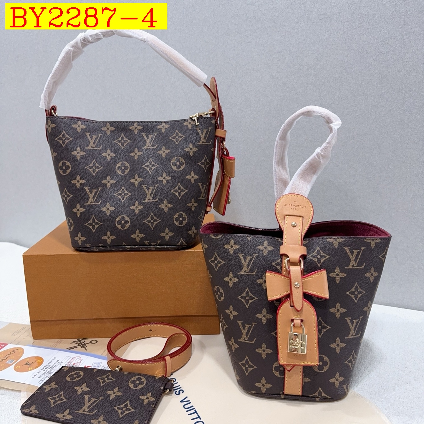 32$ dh LV 003 Shoulder bag size 25X19X12 cm 71418023224 BY2287 gallery