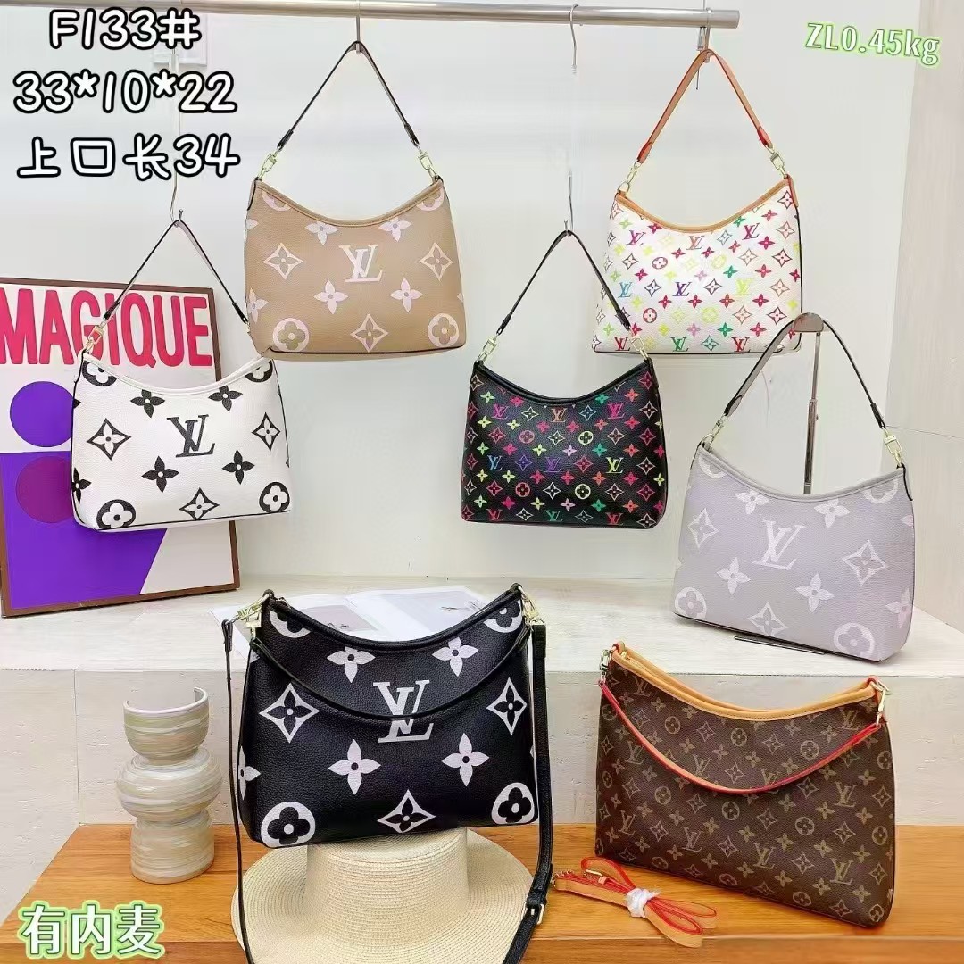 32$ dh LV 133 Shoulder bag size 33X10X22 cm 41509023223 BY2499 gallery