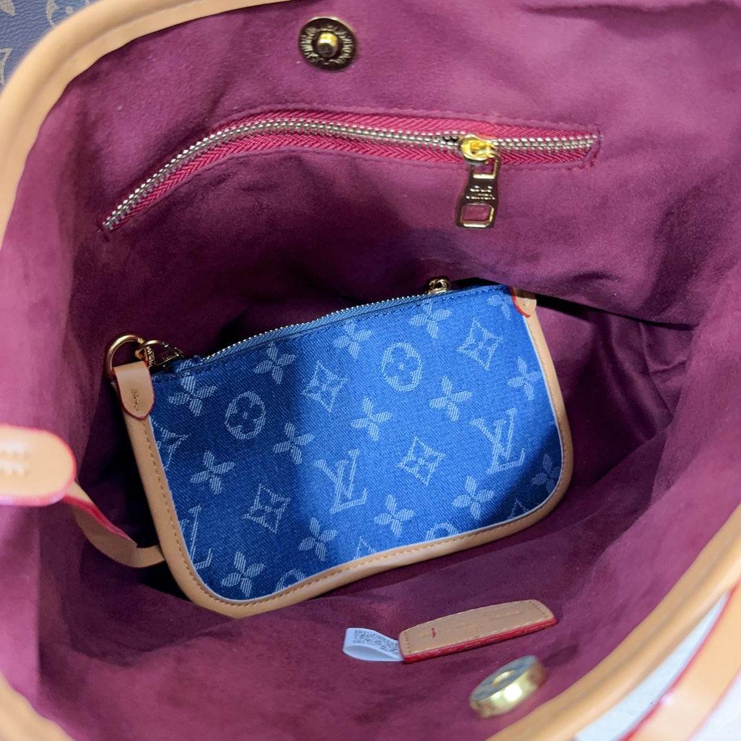 32$ dh LV 1801 Tote bag size 30X25X11cm 91603223224 BY2579 gallery