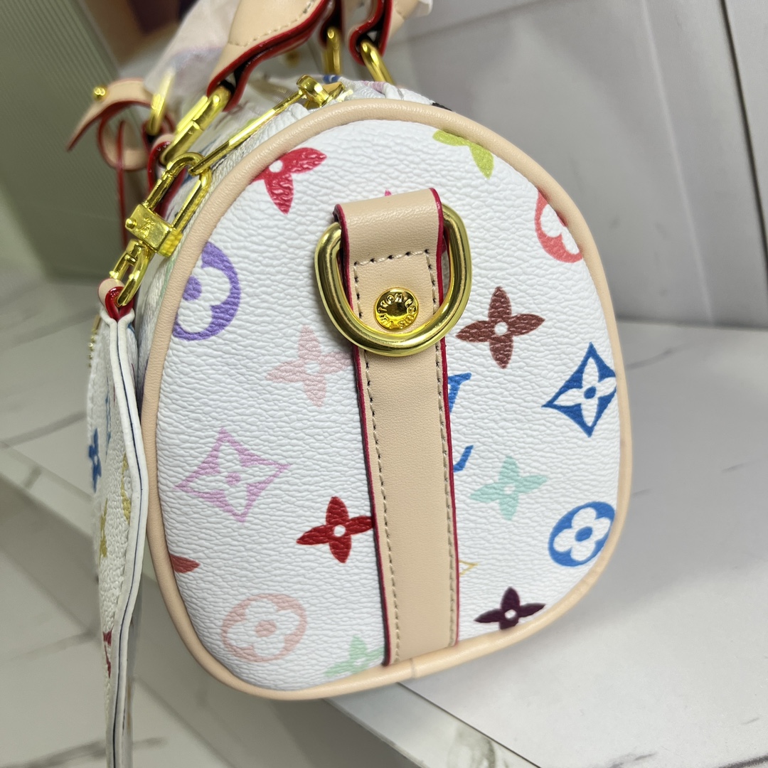 32$ dh LV 6607 Shoulder bag size 25X14X12 cm 81509423225 BY2463 gallery