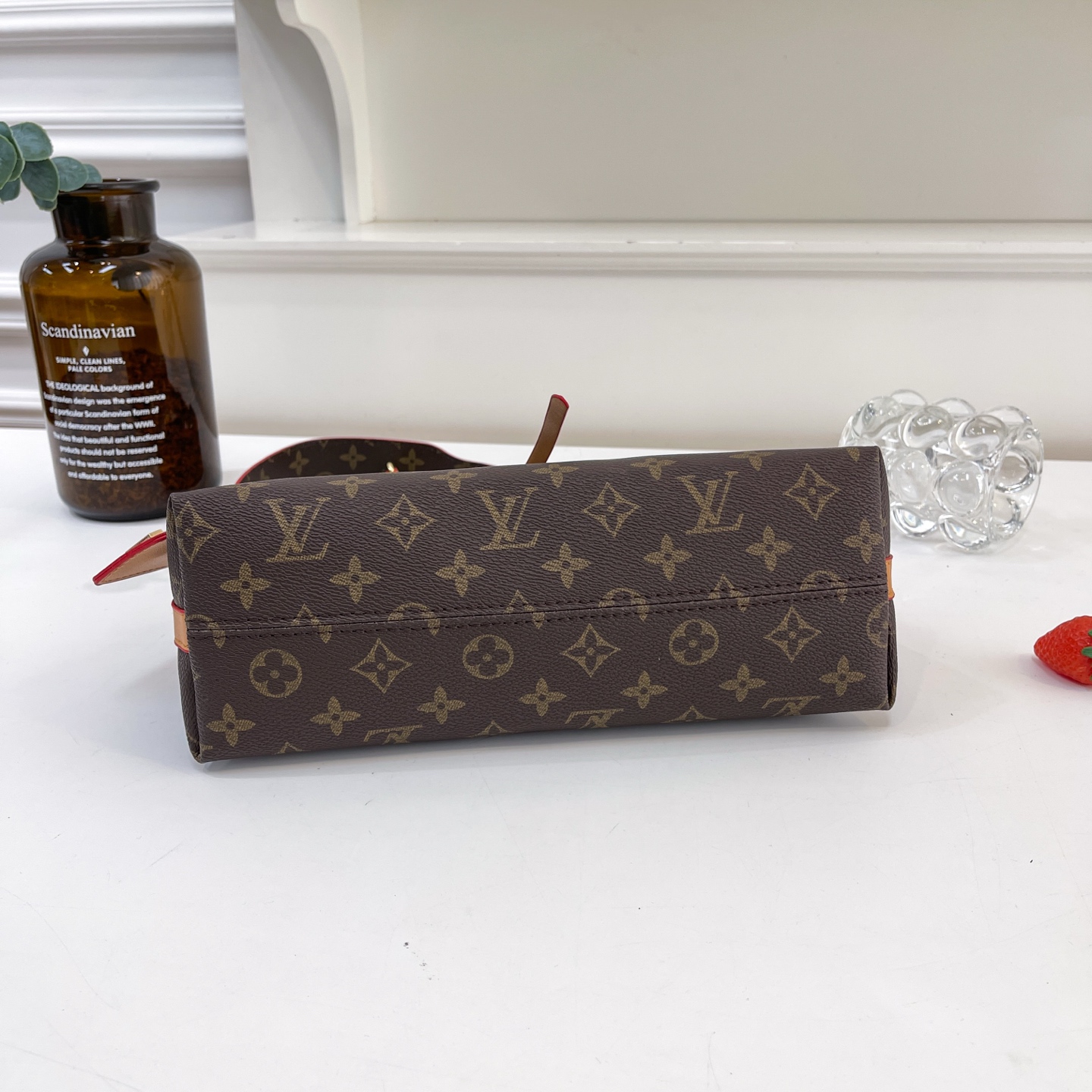 32$ dh LV 7747 Shoulder bag size 28X19X11 cm 61304223224 BY2663 gallery