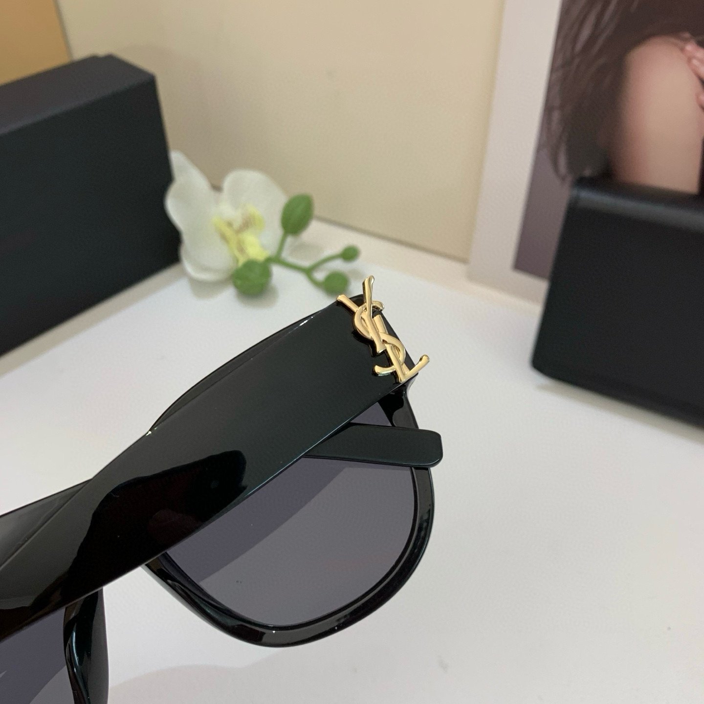 32$ dh YSL Sunglassess With Box 81556023224 WMY4 gallery
