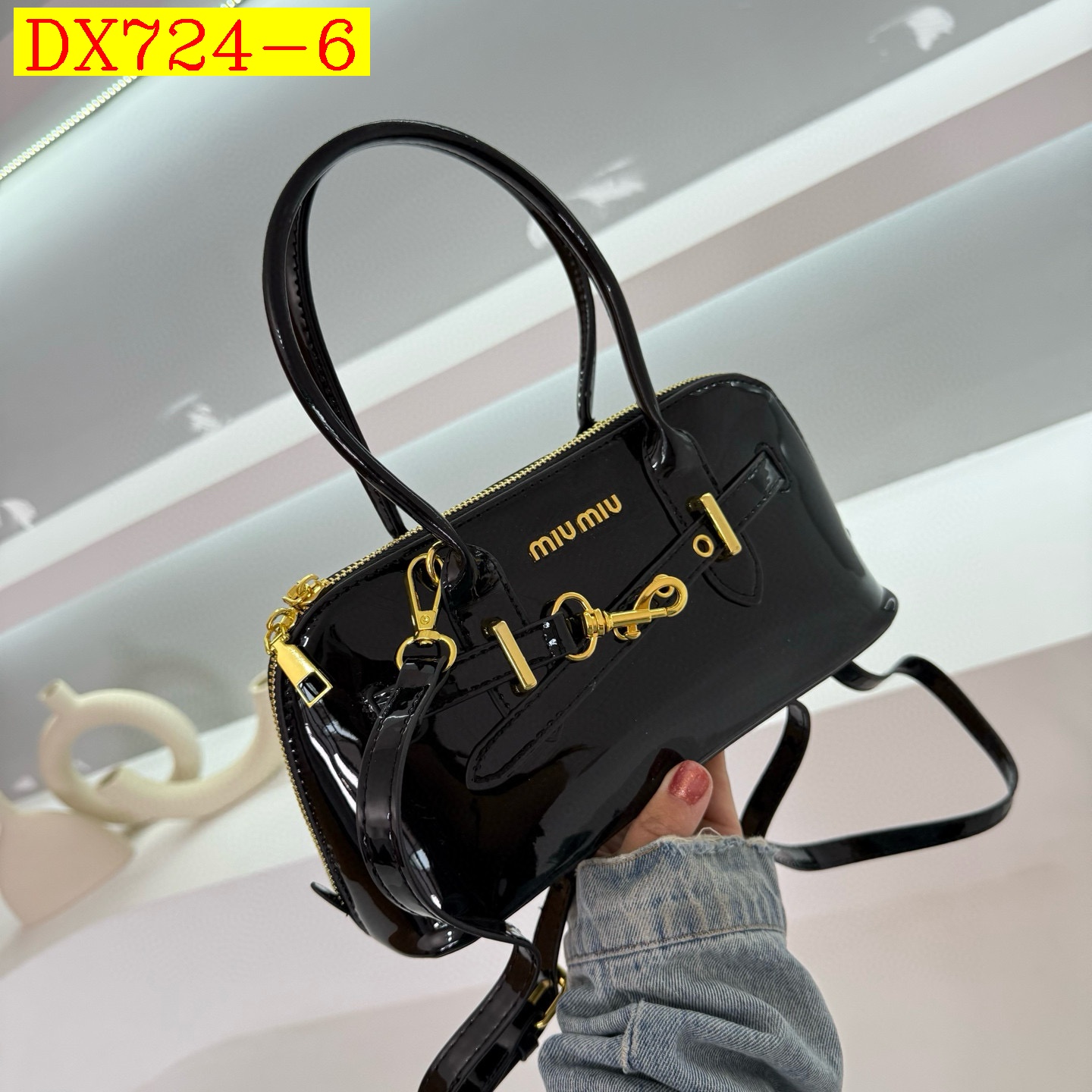 32$ miumiu 8035 Shoulder bag size 26x13x10 cm 710430 DX724 gallery