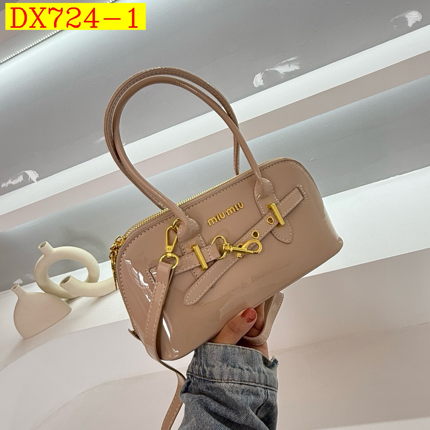 32$ miumiu 8035 Shoulder bag size 26x13x10 cm 710430 DX724 gallery