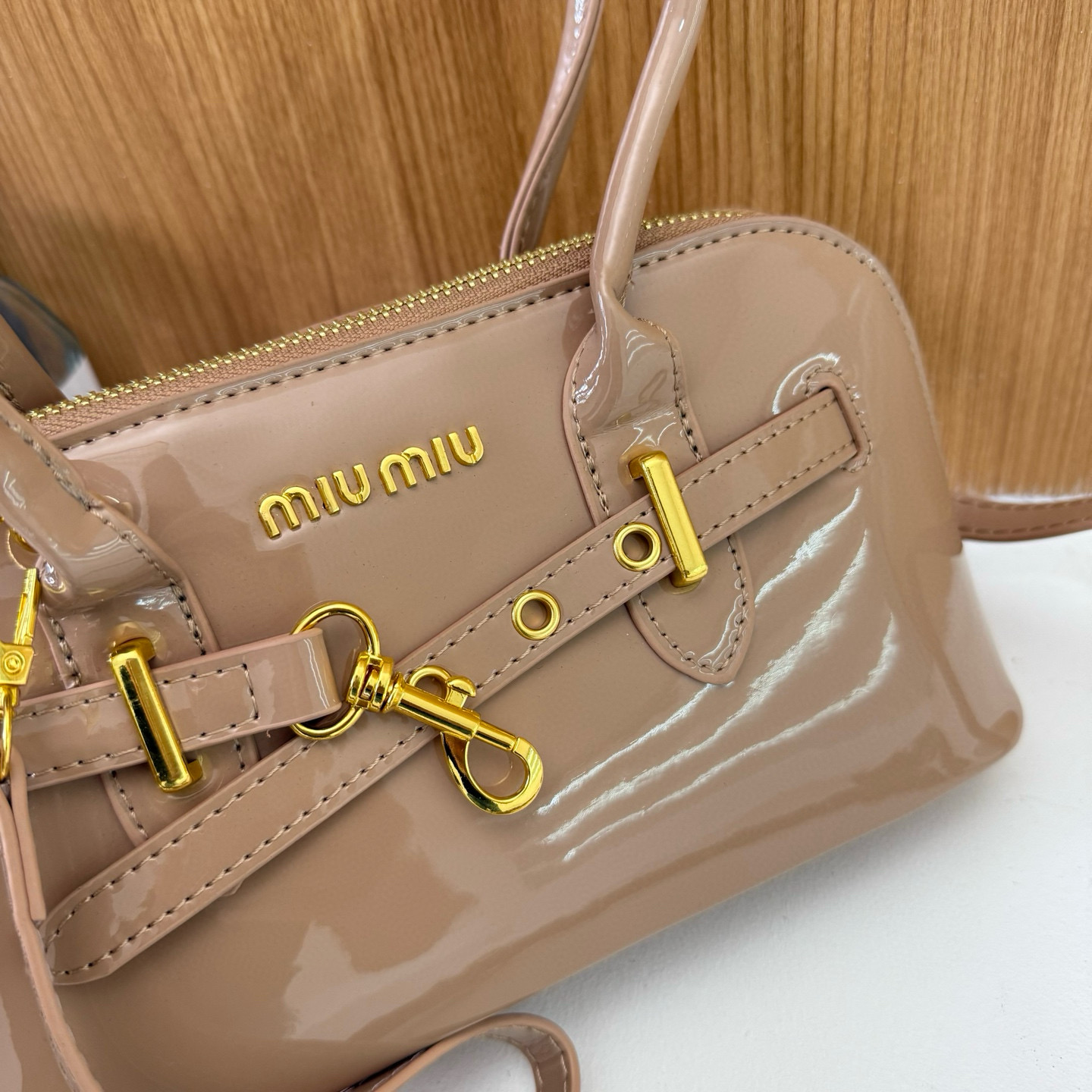 32$ miumiu 8035 Shoulder bag size 26x13x10 cm 710430 DX724 gallery