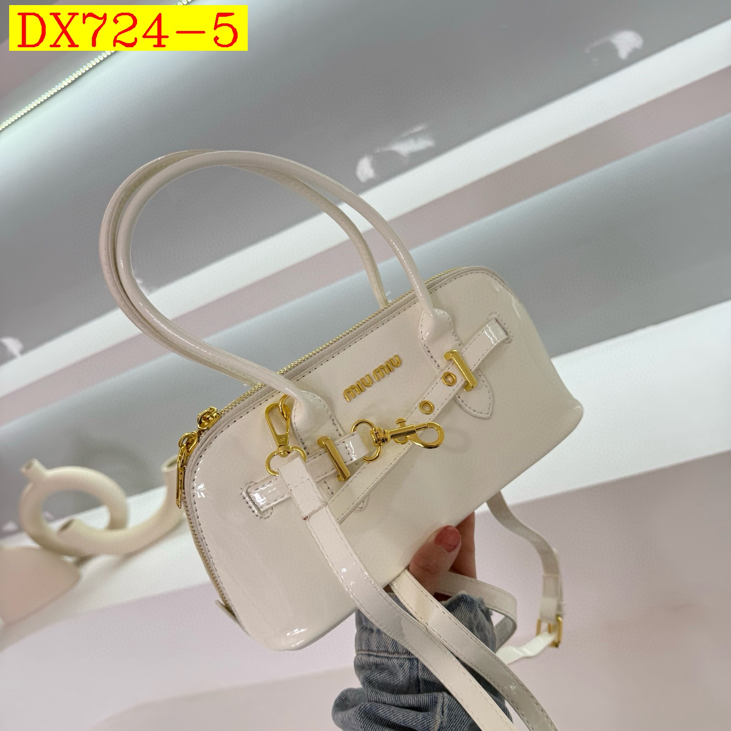 32$ miumiu 8035 Shoulder bag size 26x13x10 cm 710430 DX724 gallery