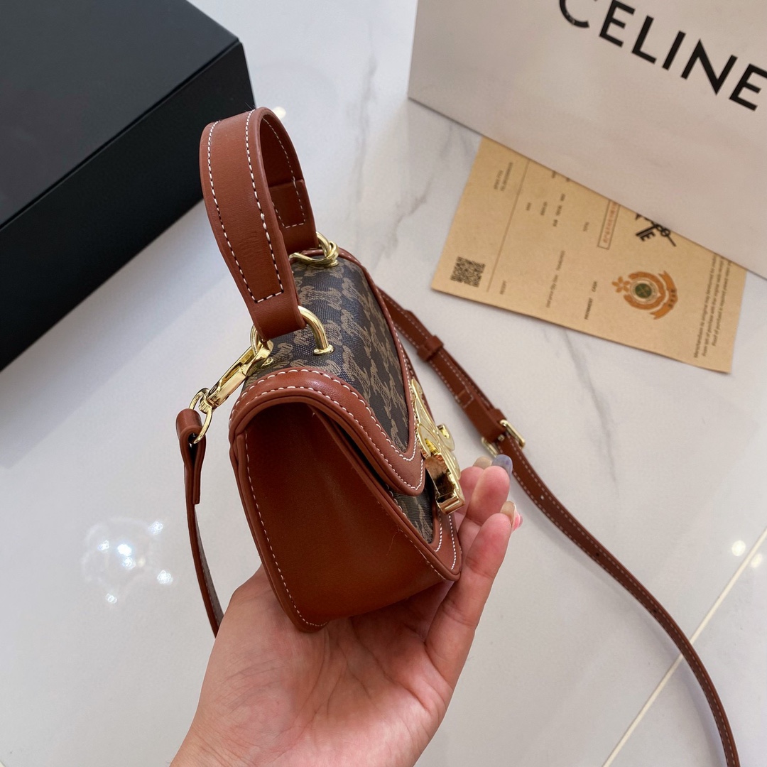 32$ new_dh CELINE SIZE 17X11 CM 91514623007 DX4B28 gallery