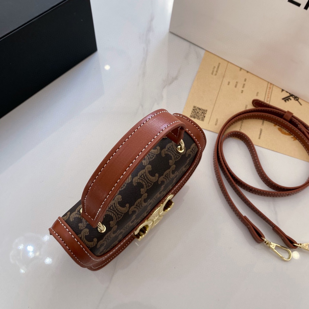 32$ new_dh CELINE SIZE 17X11 CM 91514623007 DX4B28 gallery