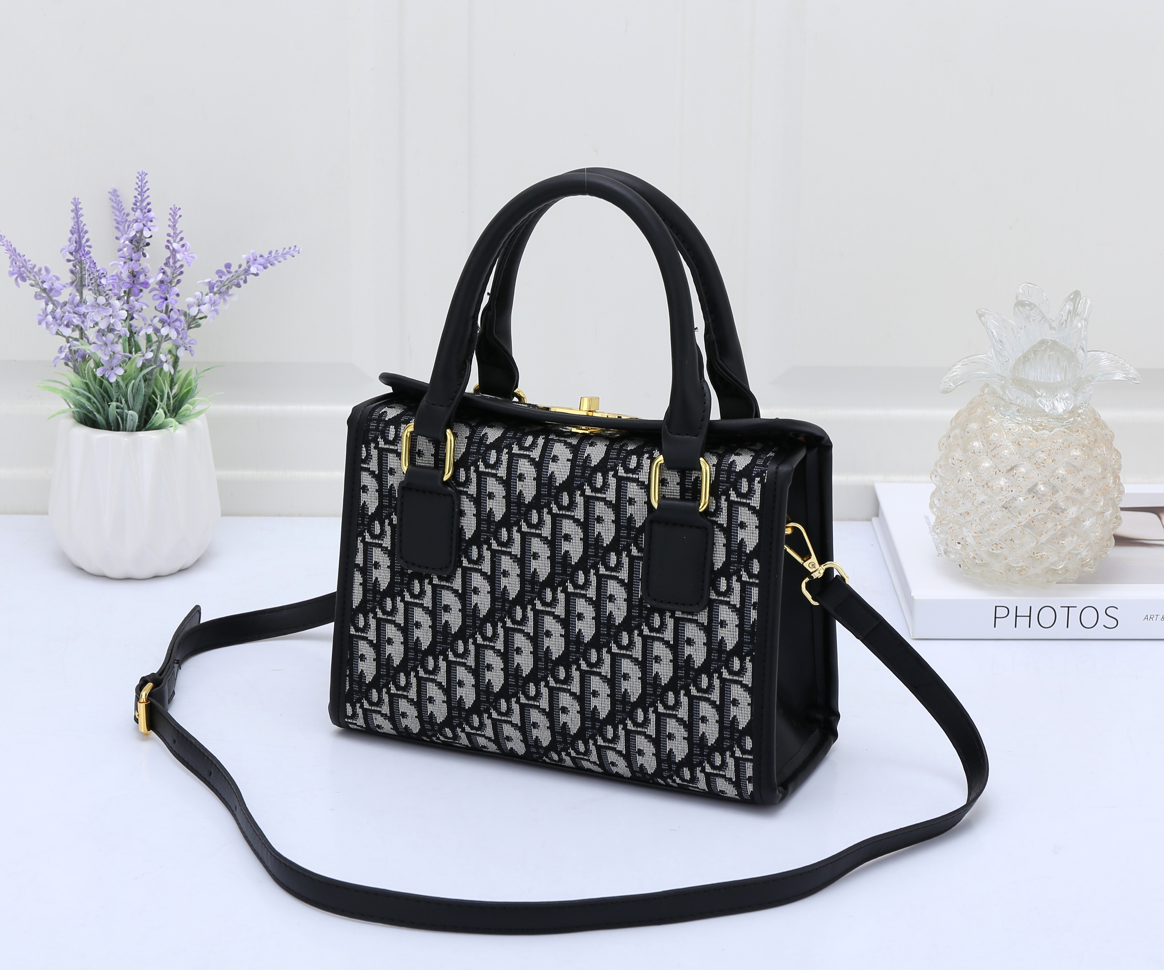 32$ new_dh DIOR_8838 SIZE 23X17X11 CM 71412623007 XR3B170 gallery