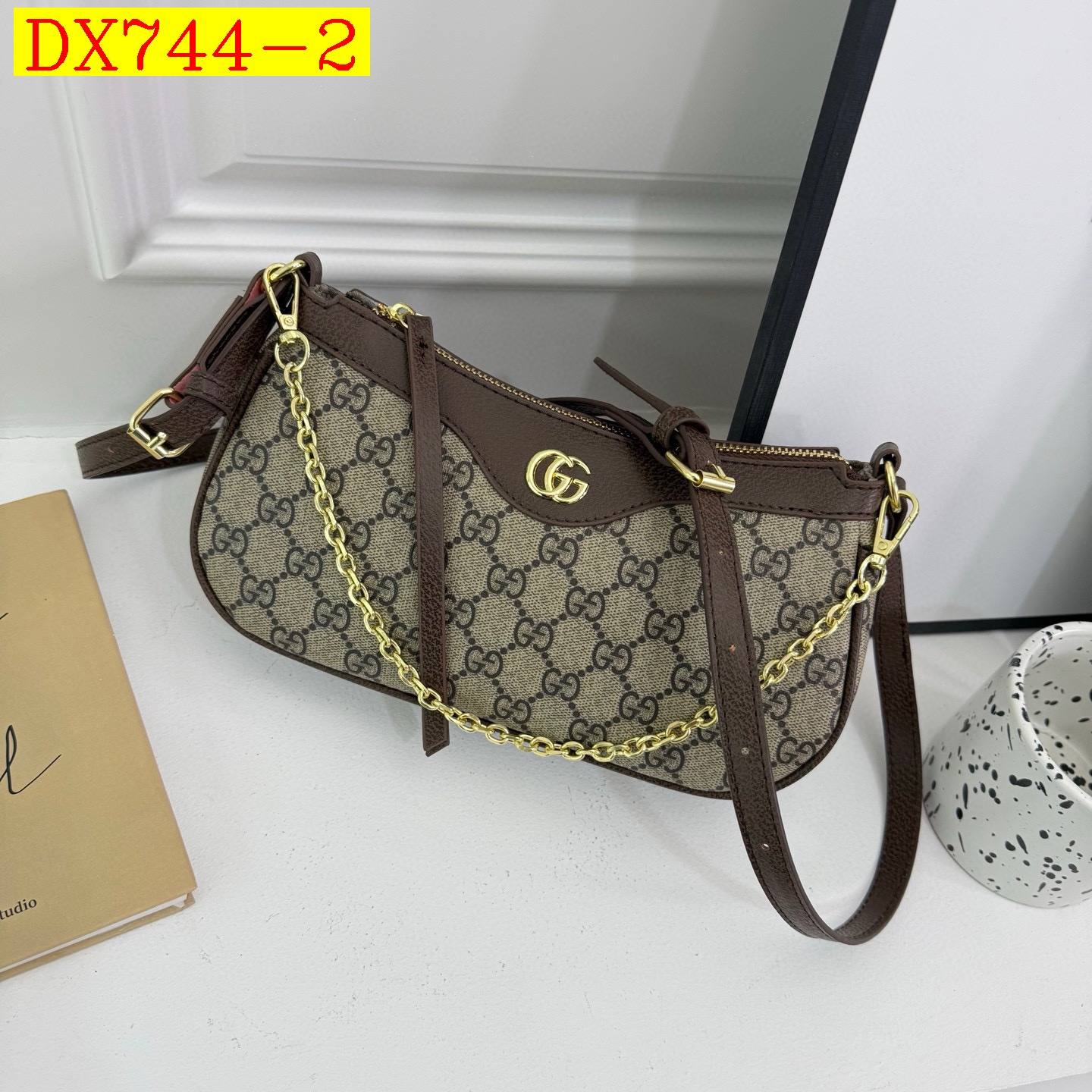 33$ GUCCI 68012 PU Shoulder bag size 25X14X6 cm 010416 DX744 gallery