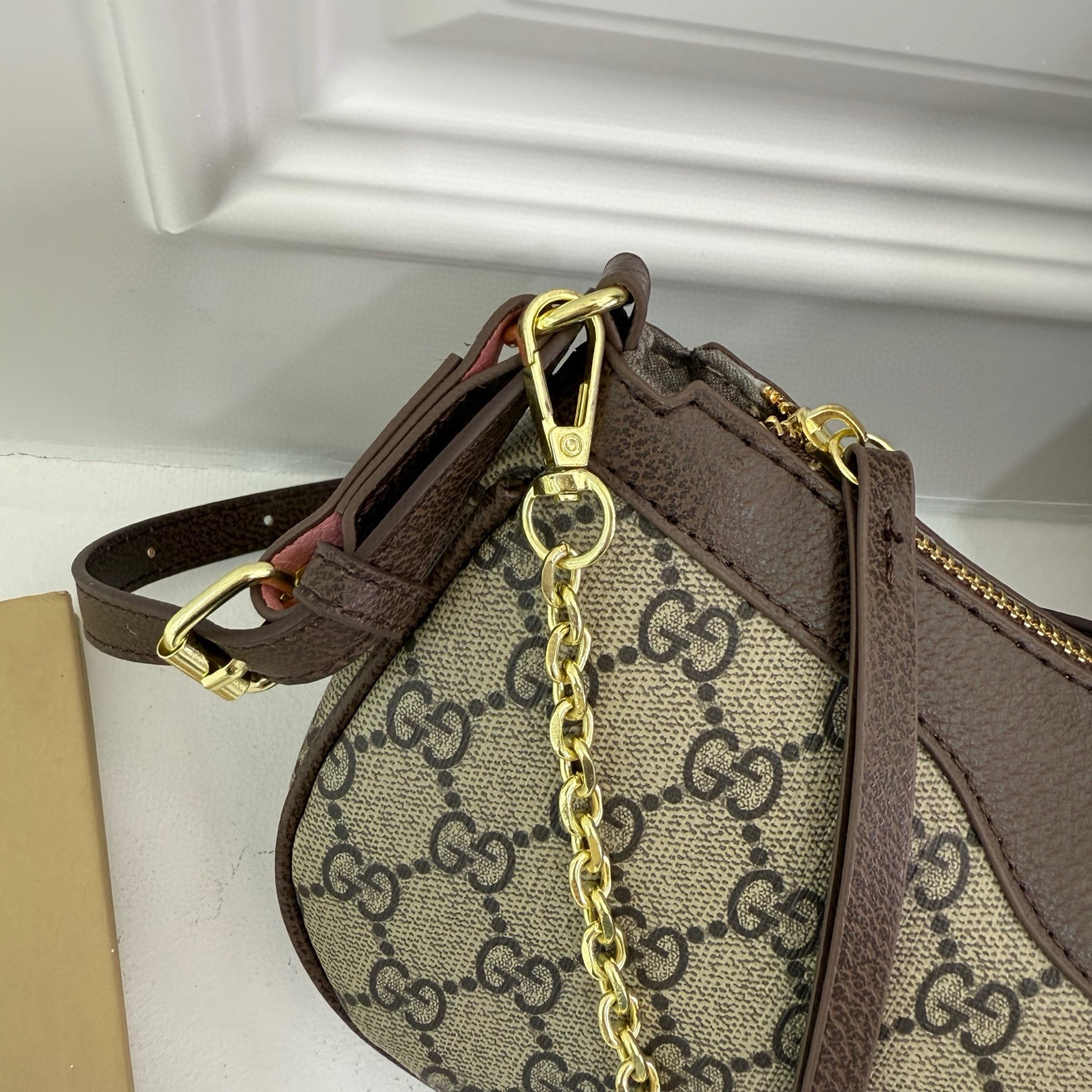 33$ GUCCI 68012 PU Shoulder bag size 25X14X6 cm 010416 DX744 gallery